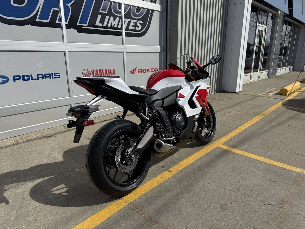 Yamaha Yzf-r7 70e Anniversaire 2026 alt