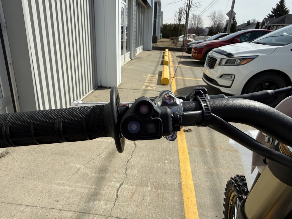 2026 Yamaha Yz250f alt