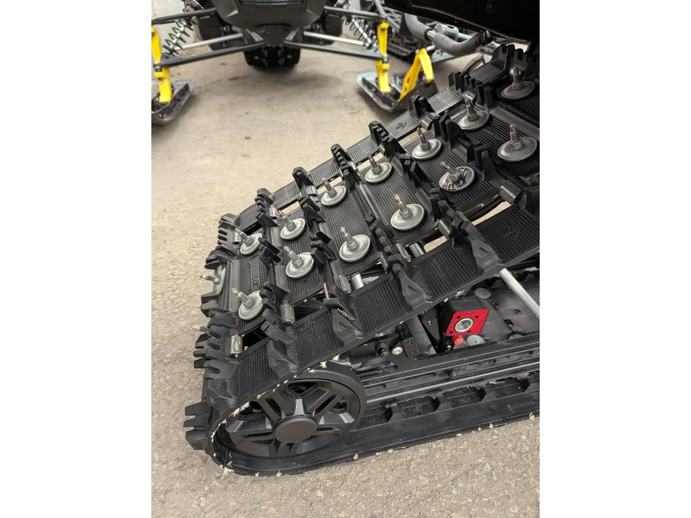 2024 Ski-doo Mxzx600 137 10924 Km's Warranty alt
