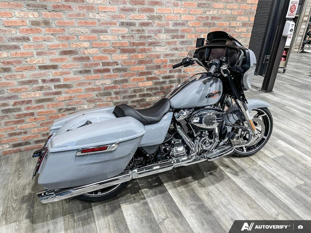 2026 Harley-davidson Street Glide alt