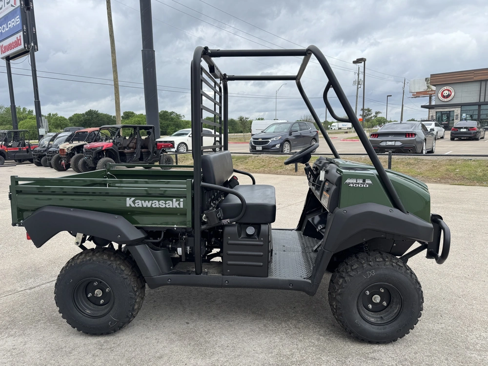 2026 Kawasaki Mule™ 4000 4000 alt