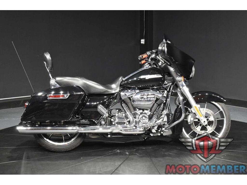 2020 Harley-Davidson Street Glide Base for Sale