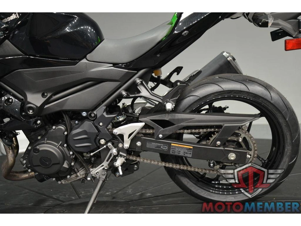 2022 Kawasaki Z400 Abs alt