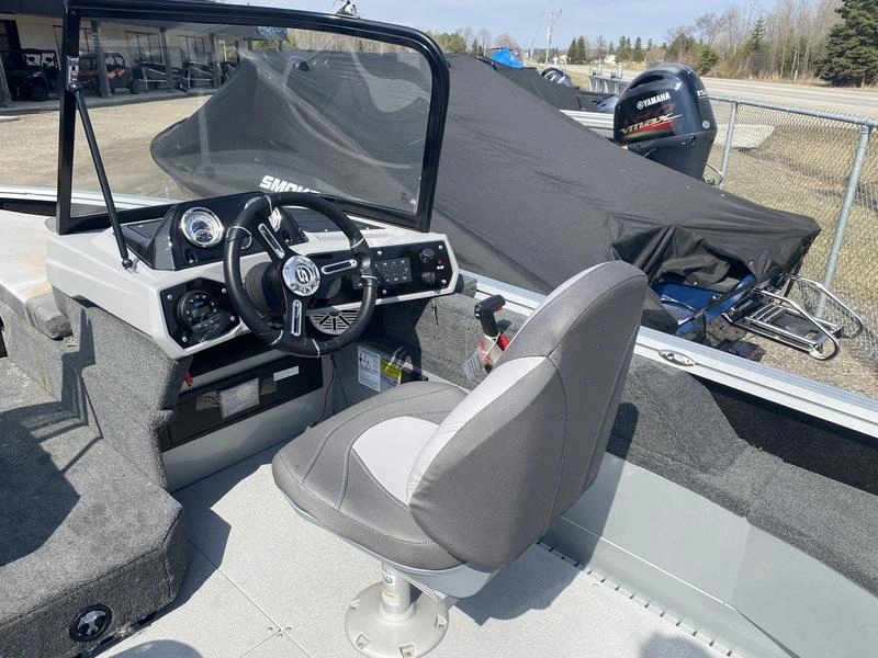 2023 Smoker-craft Adventurer 188 Fs alt