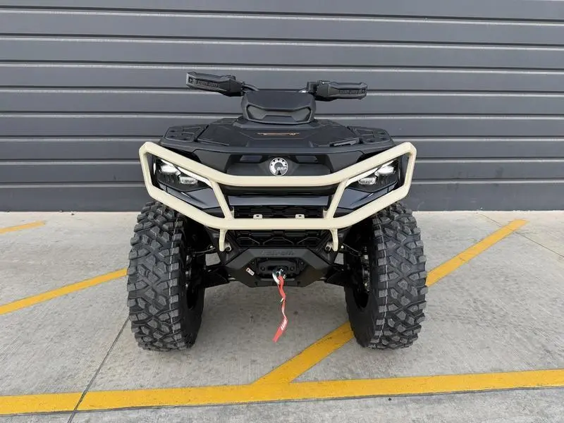 Can-Am Outlander Backcountry 1000R Stealth Black 2026