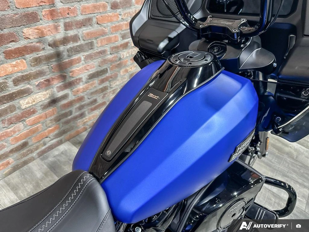 2026 Harley-davidson Road Glide alt