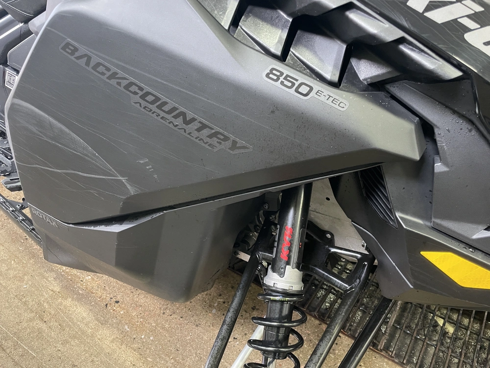 Ski-doo Backcountry Adrenaline 850 Etec 2026 alt