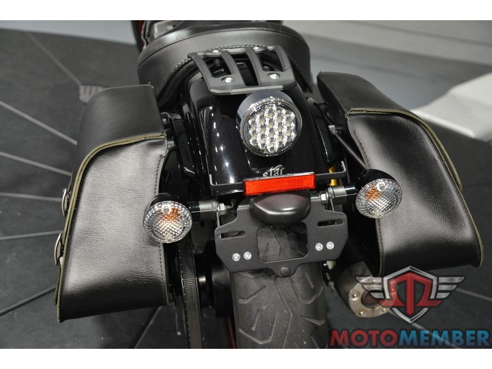 2015 Yamaha Bolt™ R-spec alt