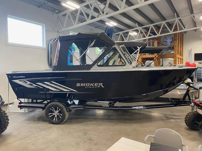 2026 Smoker-craft 18 Phantom X2 alt