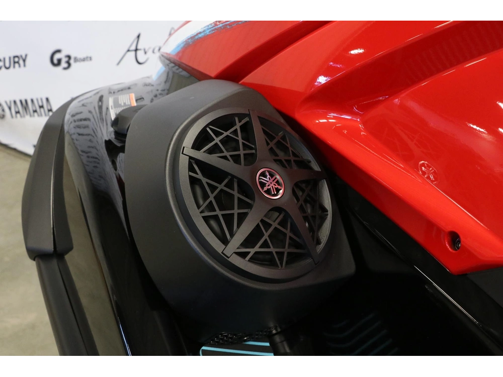 2026 Yamaha Vx Deluxe + Audio alt