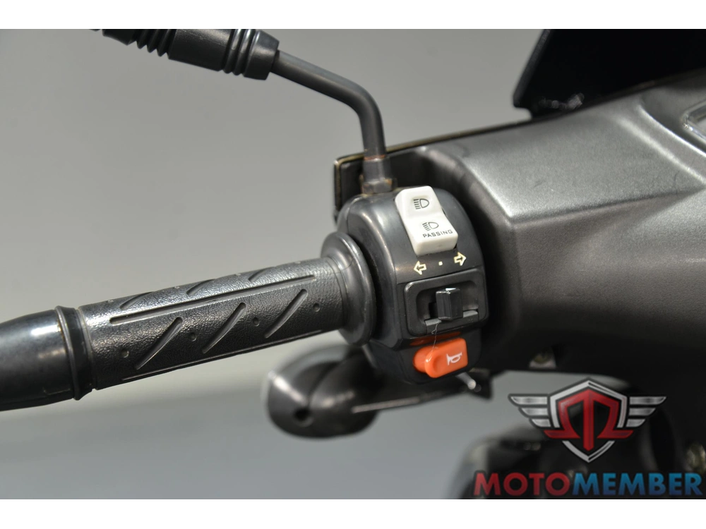 2013 Kymco Super 8 150 alt