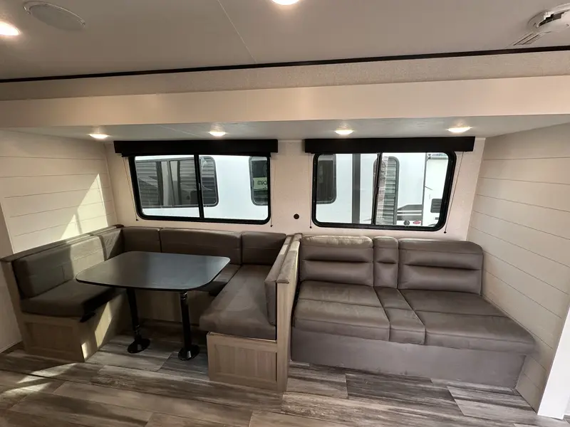 Jayco JAY FLIGHT SLX 321BDS 2026