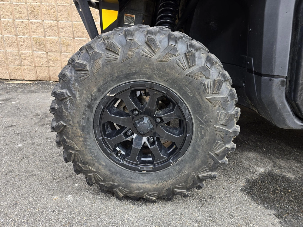 2025 Brp Defender 6x6 Limited Hd10 alt