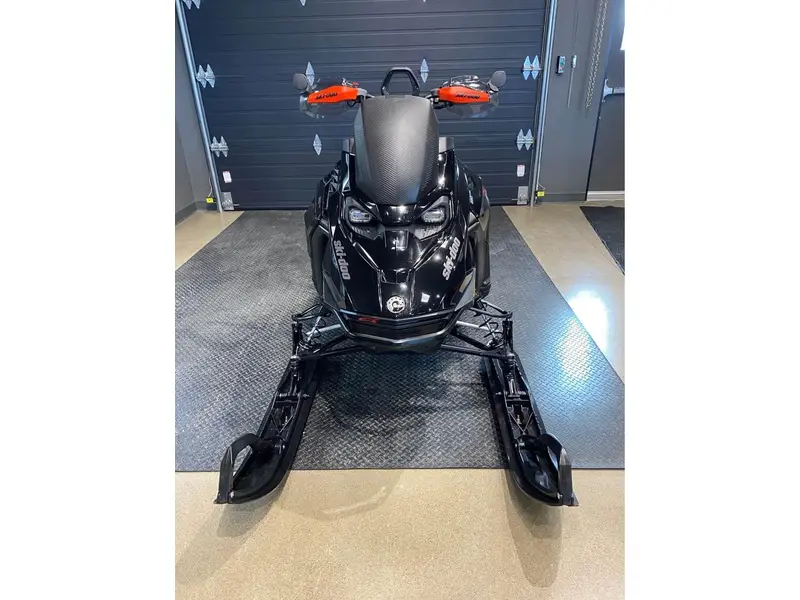 Ski-Doo Summit Expert 165 850 2024