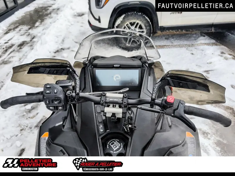 Ski-Doo RENEGADE XRS 900 TURBO R 2025