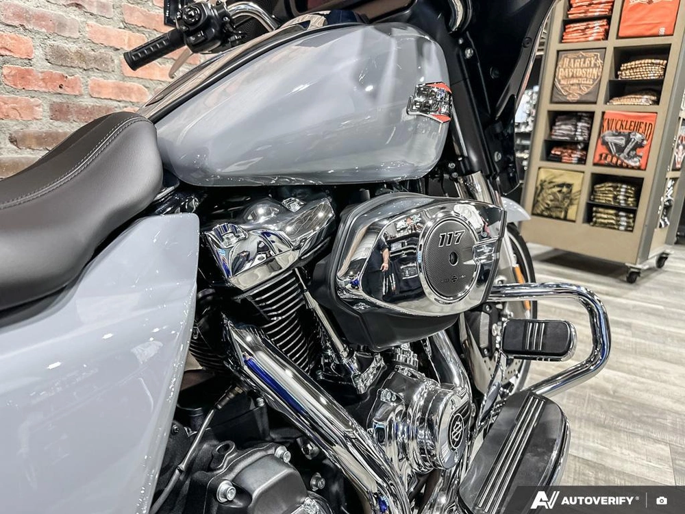 2026 Harley-davidson Street Glide alt