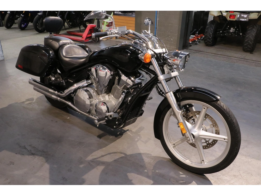 Honda Vt1300 2010 alt