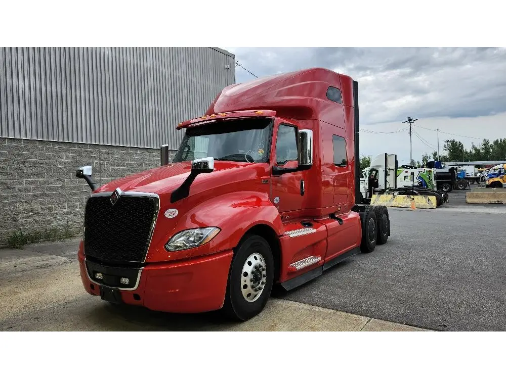 International 2025LT625