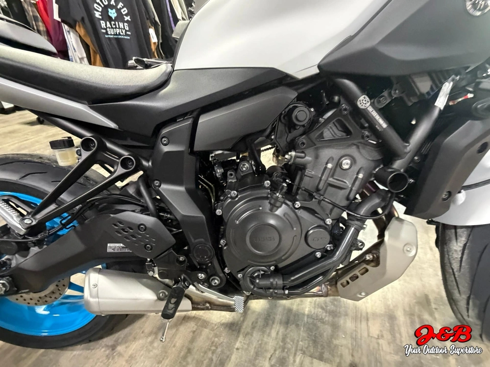 2026 Yamaha Mt-07 Ice Storm alt