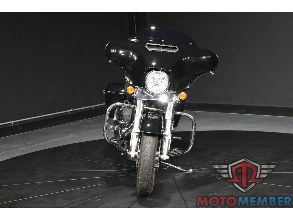 2020 Harley-Davidson Street Glide Base for Sale