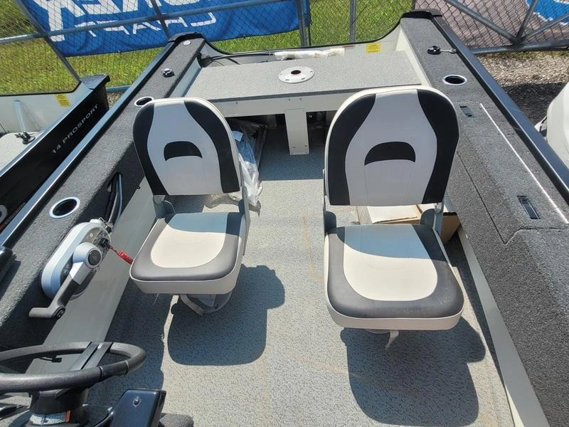 2023 Legend Boats R15 Sc alt
