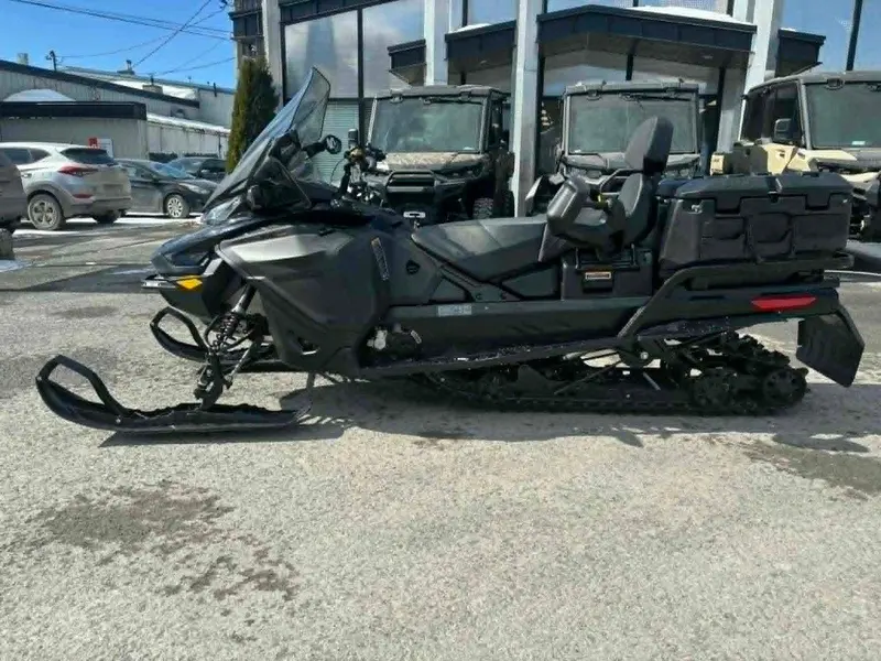 2023 Ski-Doo EXPEDITION SE 900 TURBO 1.5