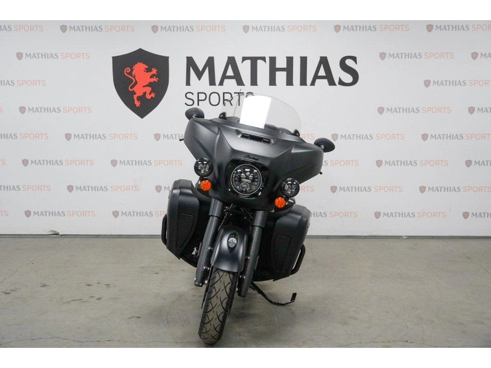 Indian Motorcycle Roadmaster Dark Horse 2023 alt