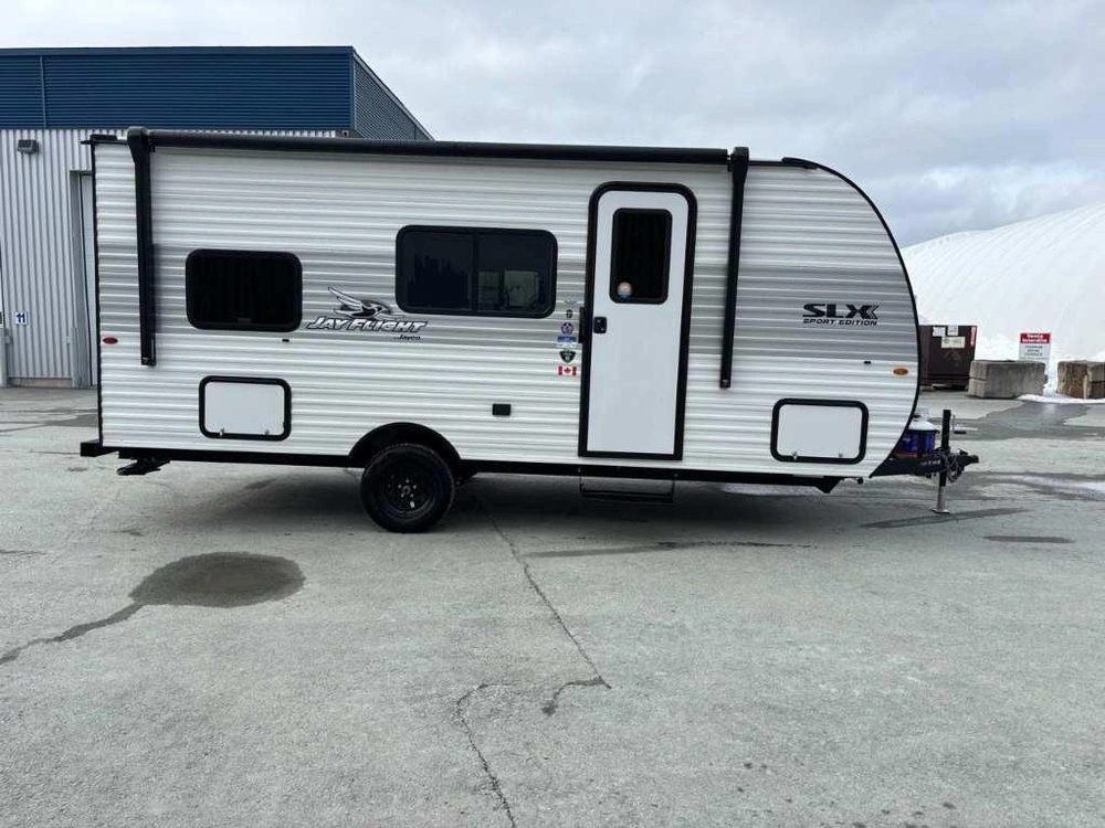 Jayco Jay Flight Slx 172db 2026 alt