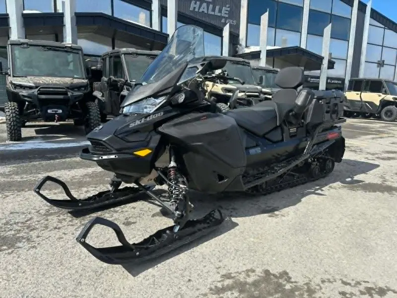 2023 Ski-Doo EXPEDITION SE 900 TURBO 1.5
