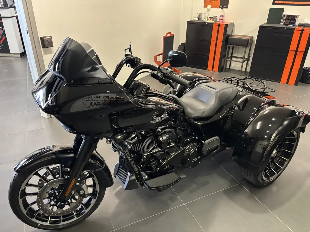 Harley-Davidson FLTRT ROAD GLIDE 3FLTRT 2023