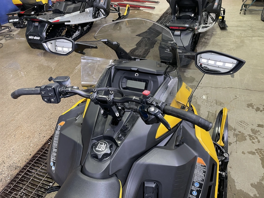 Ski-doo Renegade Adrenaline 900 Ace 2024 alt