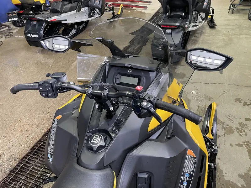 2024 Ski-Doo Renegade Adrenaline 900 ACE