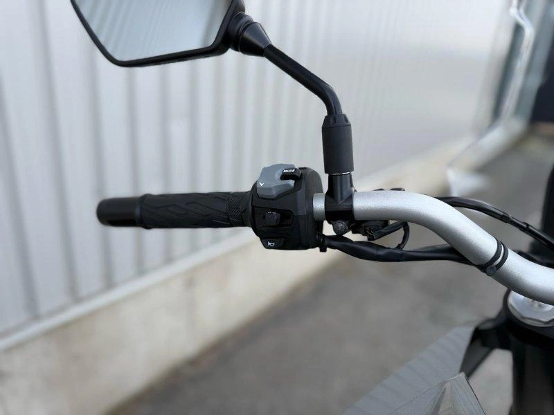 2026 Suzuki V-strom 800 alt