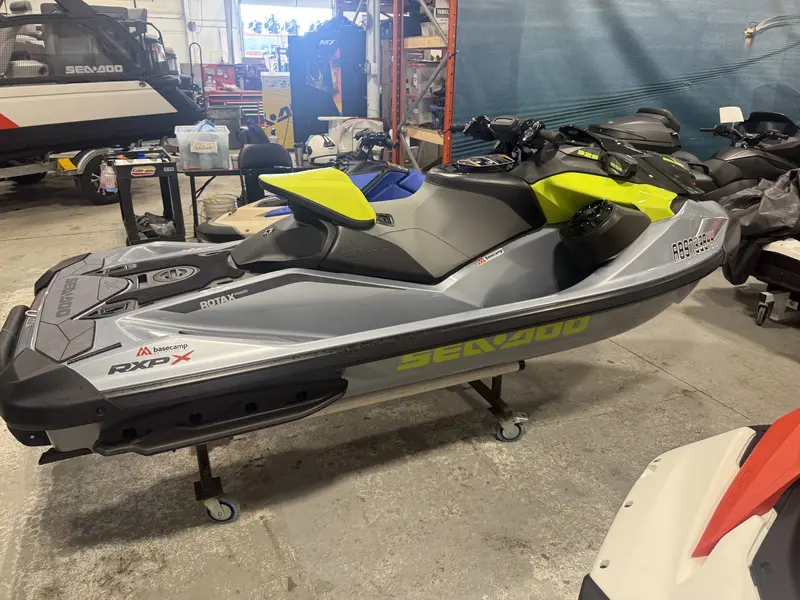 2025 Sea-Doo RXP 325 SOUND 23SB thumbnail 6