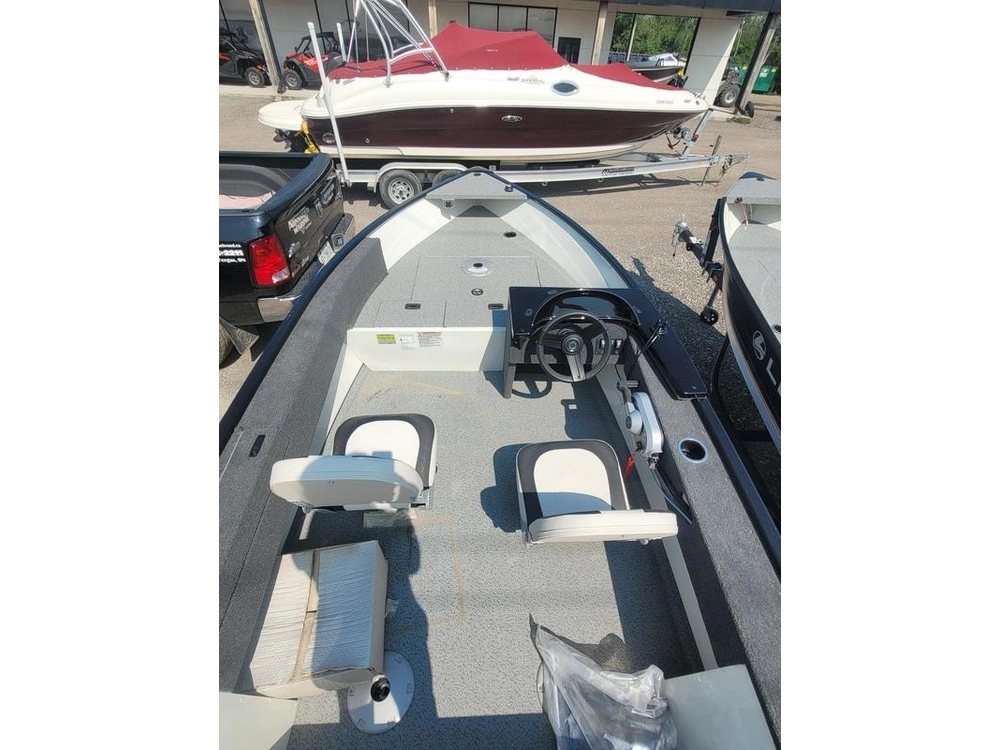 2023 Legend Boats R15 Sc alt