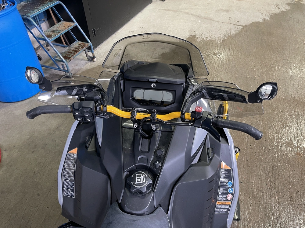 Ski-doo Mxz Blizzard 850 Etec 137" 2025 alt