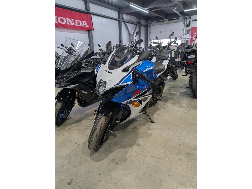 Suzuki Gsxr1000 2025 alt