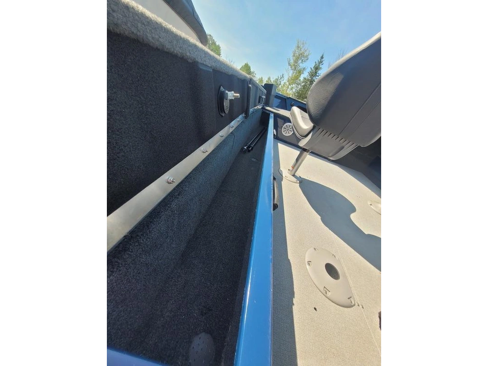 2023 Smoker-craft Excursion 166 Sc alt