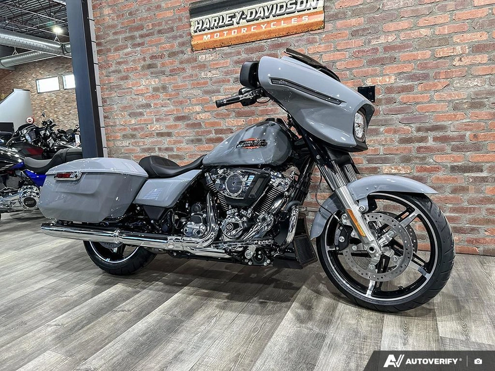 2026 Harley-davidson Street Glide alt