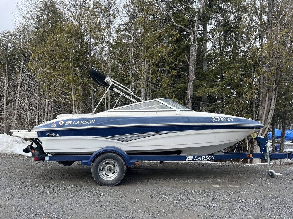 Larson Lx1850 2011 alt