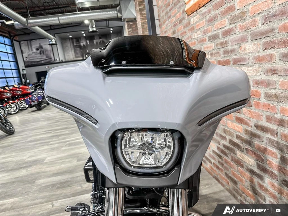 2026 Harley-davidson Street Glide alt