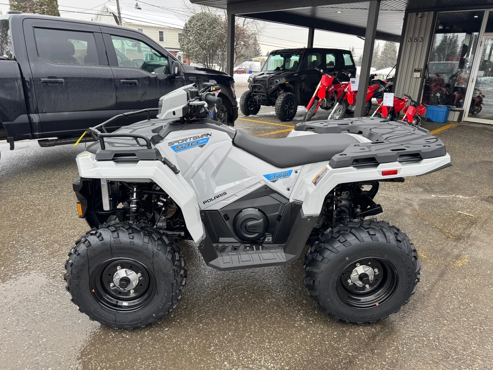 Polaris Sportsman 570 Ghost Gray 2026 alt