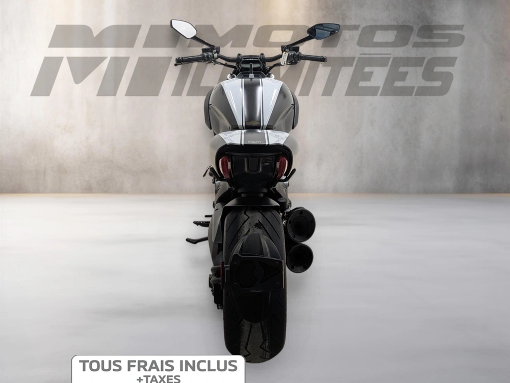 Ducati Diavel Carbon Abs 2015 alt