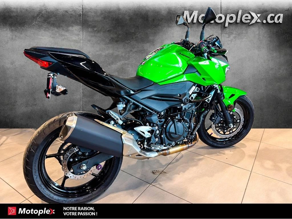 Kawasaki Z400 *2337 Km* 2023 alt