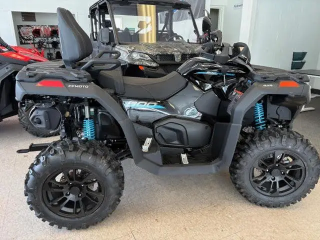 2026 CFMOTO CFORCE 800 Touring thumbnail 2