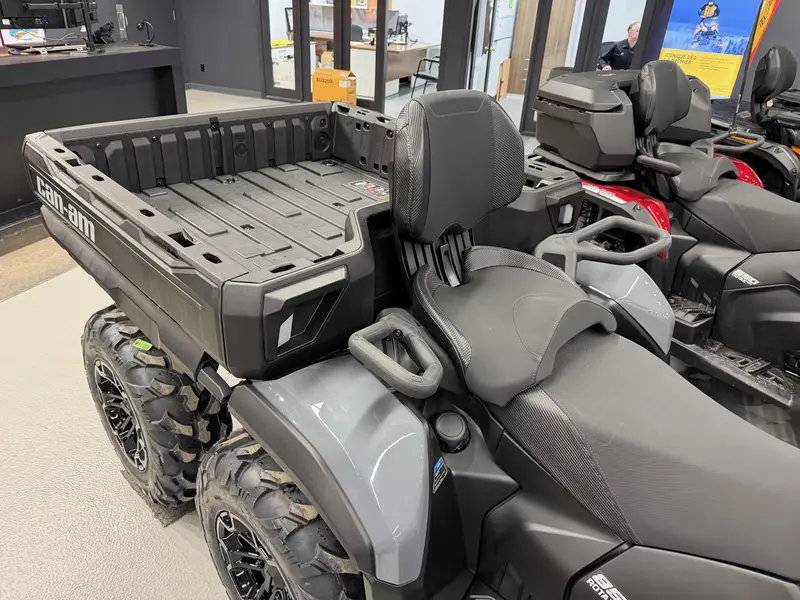 Can-Am OUTLaNDER MAX 6X6 DPS 850 2026