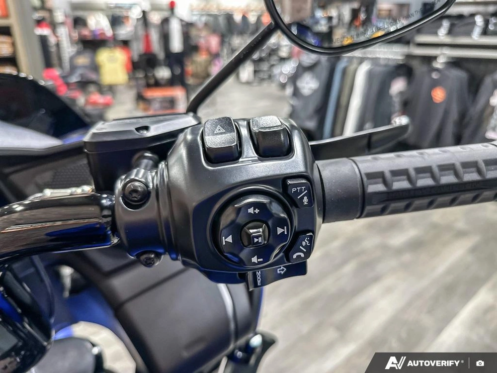 2026 Harley-davidson Road Glide alt