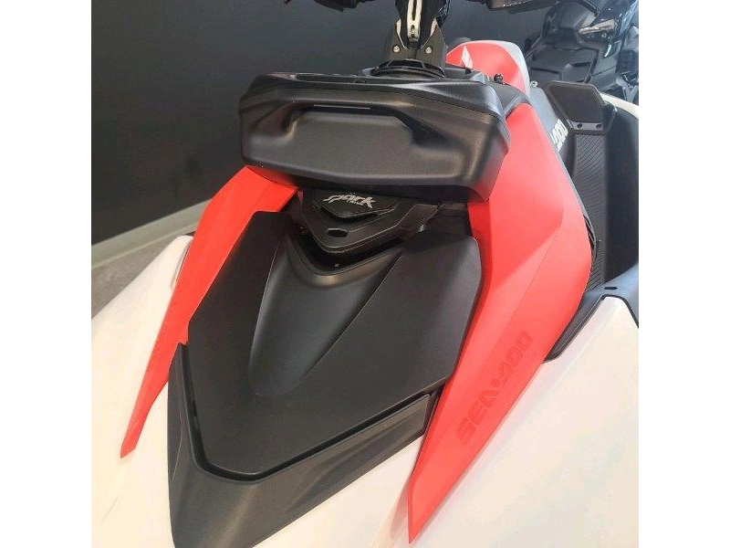 2025 Sea-doo Spark Trixx 1p (audio) alt