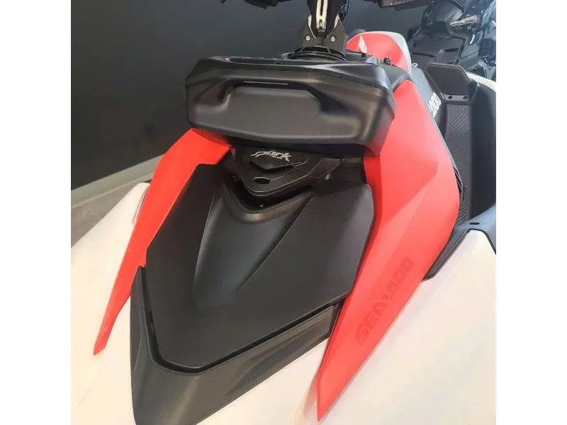 2025 Sea-Doo Spark Trixx 1P (Audio) thumbnail 6