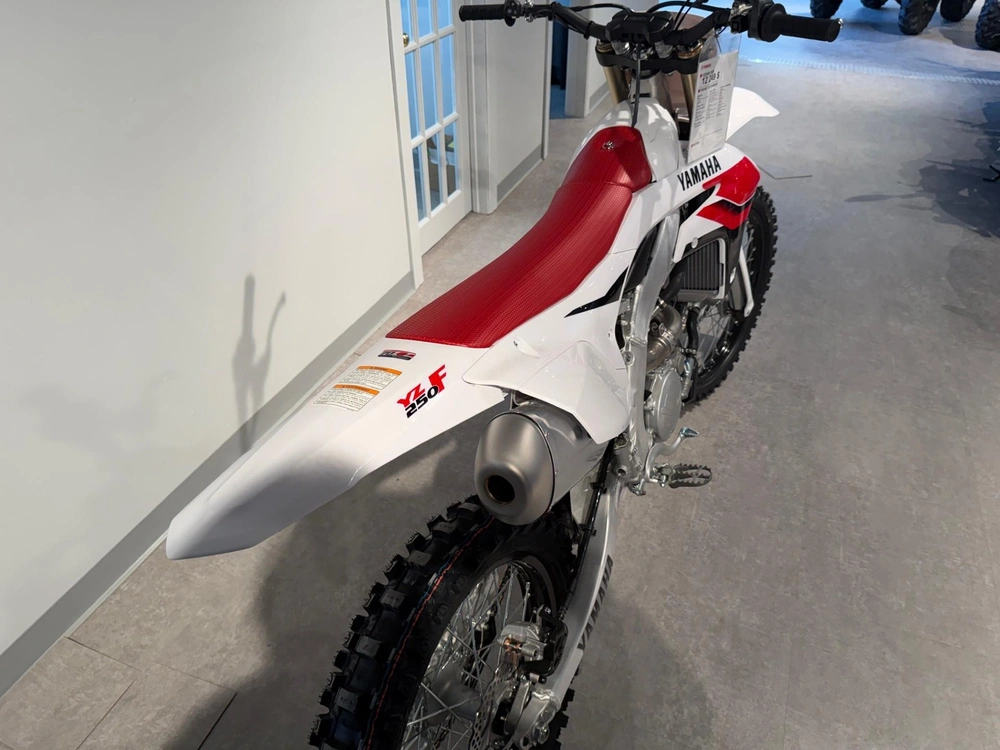 2026 Yamaha Yz 250 F 40 Th Anniversaire alt